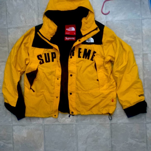 Supreme north face hoodie yellow with black words (No Problems) jus selling it - Picture 1 of 2